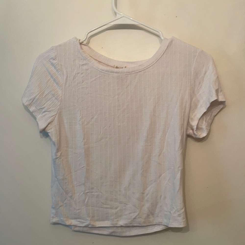 white tee shirt